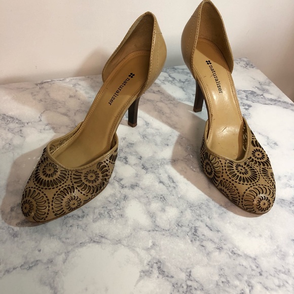 Naturalizer Shoes - Naturalizer Tan Cut Out Heels Size 8.5